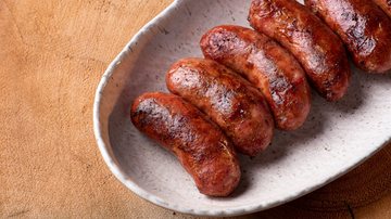 Receita de linguiça na airfryer - Flavia Novais/iStock