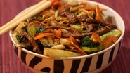 O yakisoba é um comida leve de origem oriental. - Mauricio SPY/iStock