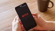 No último mês, a Netflix alterou sua política de compartilhamento de contas. - Imagem: Kasinv/iStock