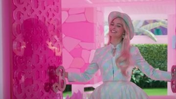 Margot Robbie é um das atrizes mais talentosas de sua geração. - Imagem: reprodução/Youtube Architectural Digest