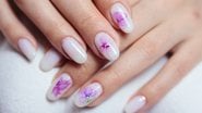 Decore suas unhas com essa cor sensual e misteriosa. - (Imagem: SimoneN / iStock)