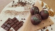 Chocolates veganos têm todo o potencial de serem um sucesso entre os amigos! - imagem: NeddieHBicheva/iStock