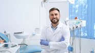 O dentista é fundamental para a saúde bucal. - Liudmila Chernetska/iStock