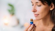 Sonhar com perfumes pode significar muitas coisas e nós vamos ajudar você a compreender melhor. - (Imagem: microgen / iStock)