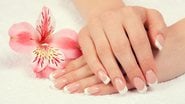 As unhas postiças são ideais para que não gosta de deixar as unhas crescerem. - imagem: vvvita/iStock