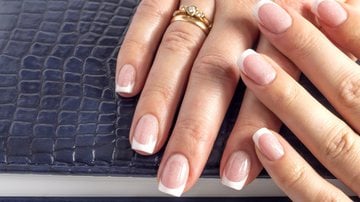 As francesinhas estão entre os estilos de decorações de unhas mais cobiçados! - (Imagem: Olga Zhukovskaya / iStock)