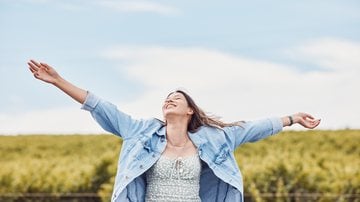 O que é felicidade para você? - Imagem: PeopleImages/iStock