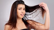 Confira os melhores produtos para melhorar a oleosidade do cabelo. - PeopleImages/iStock