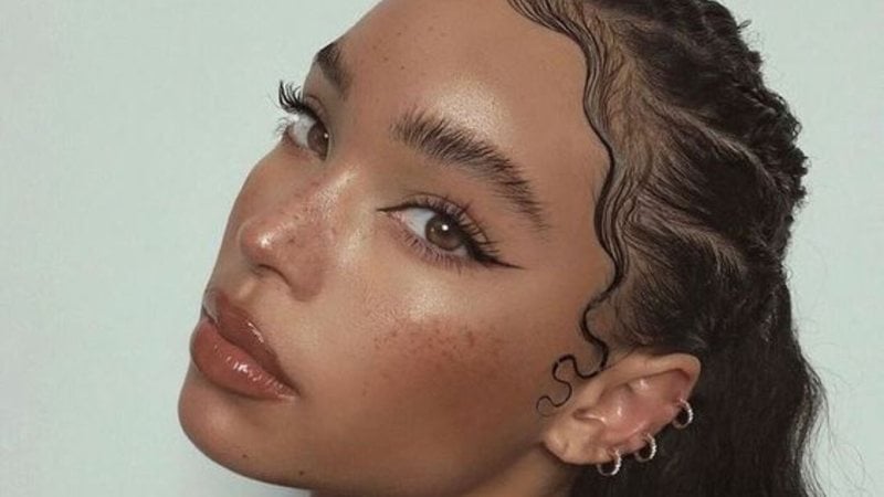 Aprenda a fazer baby hairs perfeitos sem a ajuda de um creme. - reproduçãi/ Instagram