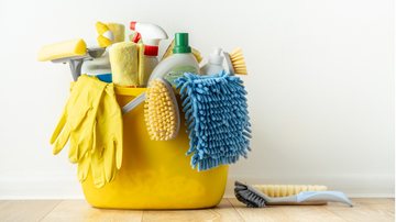 Veja os produtos de limpeza que não podem ser misturados. - Oleksandr Sytnyk / istock