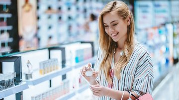 Saiba dicas essenciais para você comprar perfumes sem sentir o cheiro. - (Vasyl Dolmatov / iStock)