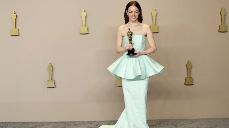 Relembre a trajetória de Emma Stone. - EFE/EPA/ALLISON DINNER