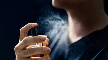 Esses perfumes árabes são opções certeiras para que você aposte e chame a atenção! - (Tero Vesalainen / iStock)