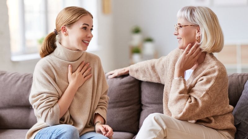 Frases para demonstrar o amor por sua sogra. - evgenyatamanenko / istock