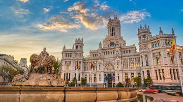 Vamos entender porque a Espanha tem sido um destino tão procurado, e os melhores lugares para visitar. - Noppasin Wongchum/ iStock