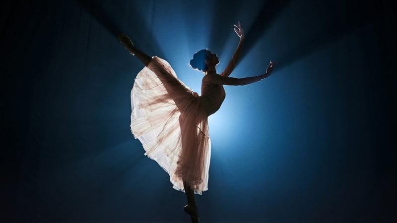 A bailarina se declarou culpada e foi condenada a 12 anos de prisão por traição. - Anton Vierietin / istock