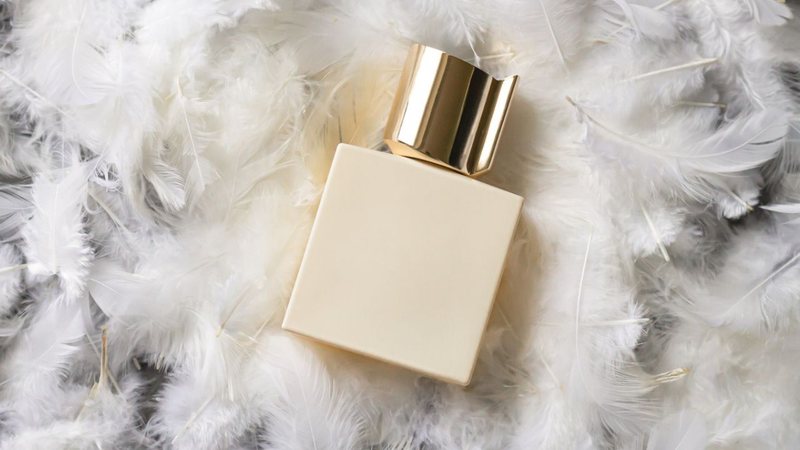 Existem alguns perfumes disponíveis no mercado por preços altos e com pouca qualidade, vamos te mostrar quais são. - Dmitriy Sidor / istock