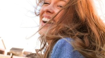 Elogie o sorriso e conquiste a pessoa amada. - Glossier/ Pinterest