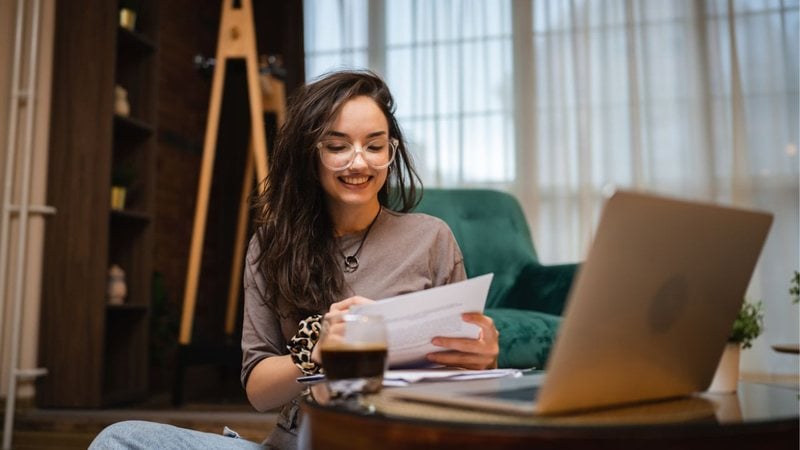 Veja onde acessar o cartão e outras datas importantes do concurso. - Miljan Živković/iStock