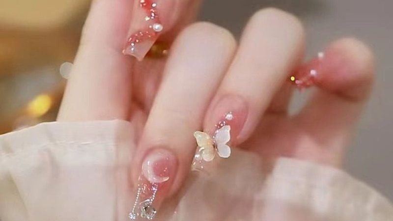 Confira as técnicas coreanas para deixar as unhas decoradas e delicadas. - reprodução/ Pinterest