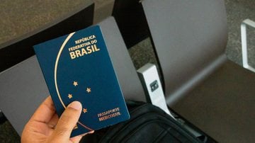 O passaporte basta para alguns países, outros aceitam apenas a identidade. - Andree_Nery/iStock