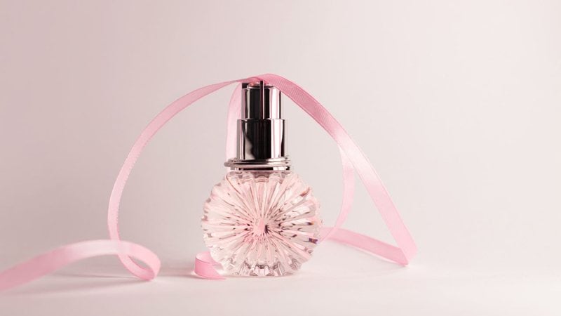 Por que não trazer novidades para o mundo da perfumaria? - Yurii Sliusar/ iStock