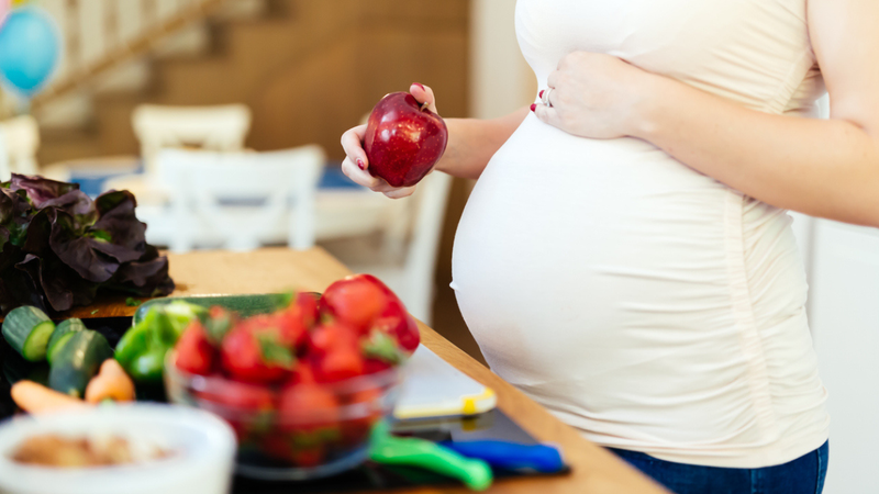 Será que a alimentação pode gerar autismo no bebê? - nd3000 / istock