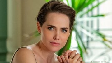 Atriz é dona de beleza singular e emagreceu de forma impressionante para novela. - (Reprodução / Divulgação)