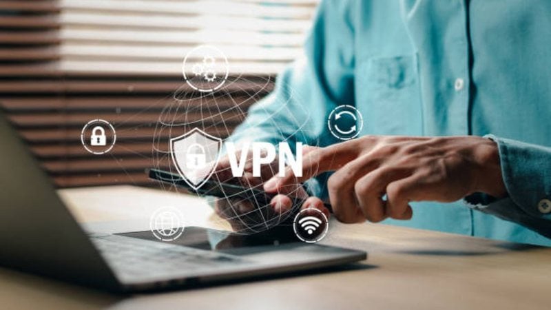 VPNs podem ajudar a proteger a sua privacidade e segurança na internet. - Pakin Jarerndee/iStock