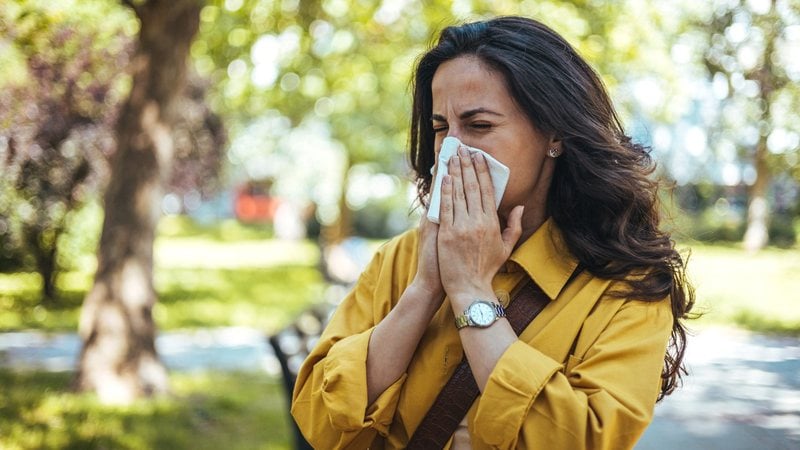 As viroses e gripes são alguns dos maiores incômodos no verão. - dragana991 / iStock