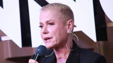 Xuxa surpreendeu ao revelar diagnóstico que a leva a ter pouco cabelo. - (Reprodução /  depositphotos.com / thenews2.com)