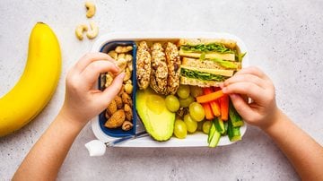 Se engana quem pensa que os lanches e snacks não podem ser saudáveis. - vaaseenaa / iStock