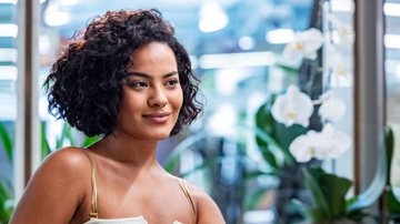 O estilo de cabelo da atriz de 'Maria de Fátima' deixou muita gente curiosa. - Reprodução / Divulgação