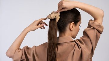 Há penteados bonitos, práticos e que podem complementar o seu estilo. - Reprodução / Freepik