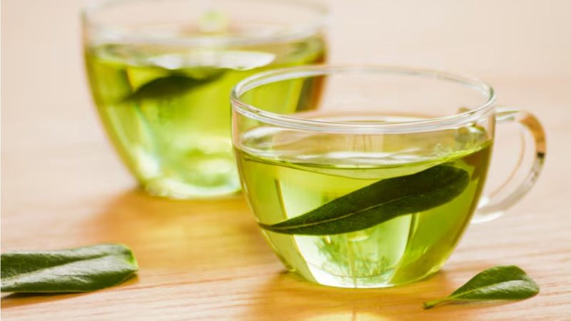 O chá verde é uma das infusões mais consumidas no mundo. - Reprodução / Freepik