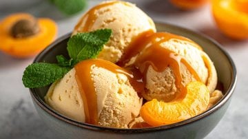 sorvete de caramelo com damasco