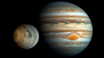 Júpiter e Europa, o seu satélite natural.