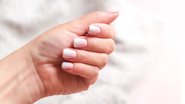 unhas nude