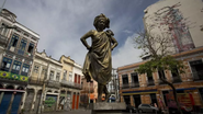 estátua pequena áfrica rio de janeiro