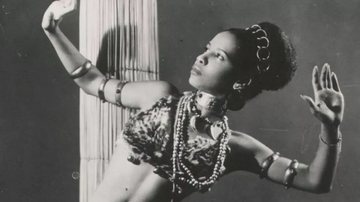 Mercedes durante performance de dança.