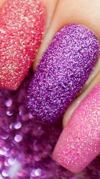 15 ideias de unhas decoradas para o Carnaval 2024