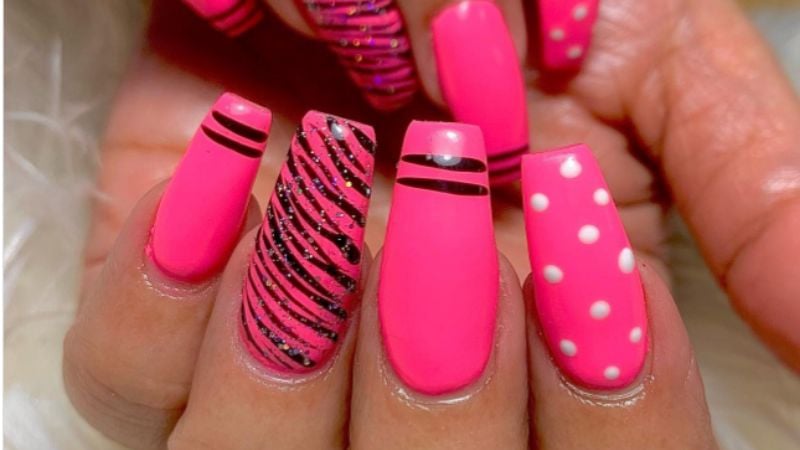 unhas-rosa-neon