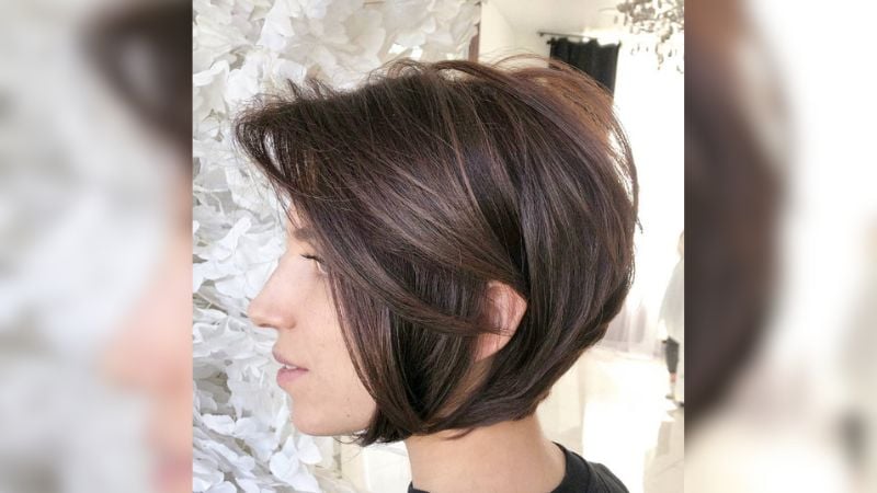 O cabelo chanel pode ser explorado com um corte uniforme ou picado, que traz um ar mais despojado.