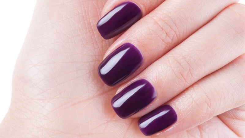 O roxo é definitivamente uma cor forte. Ideal para mulheres sofisticadas que sabem o que querem.