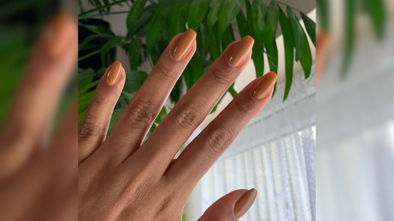 Unhas com cores sólidas também são belíssimas e valem a aposta!