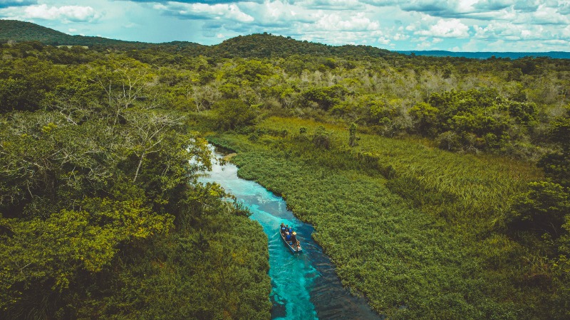 Bonito chama atenção pela beleza de suas águas cristalinas.