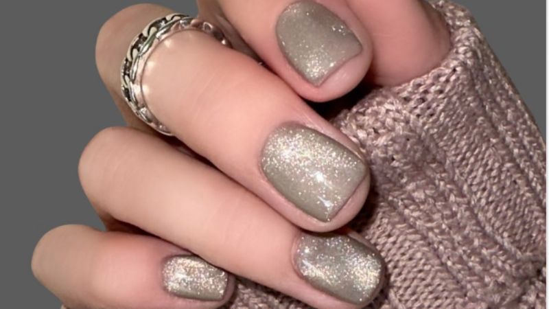 unhas-com-glitter