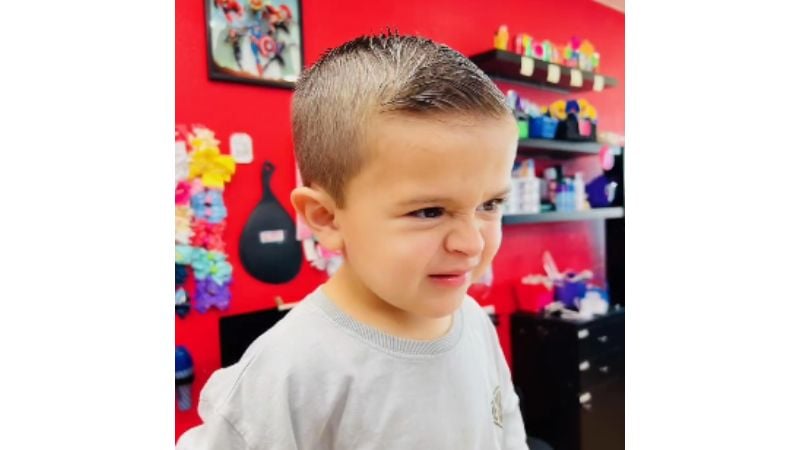 corte de cabelo infantil.