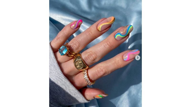 Unhas decoradas para o carnaval