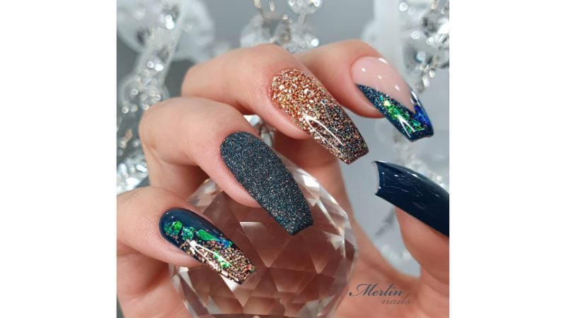 Unhas decoradas para o carnaval